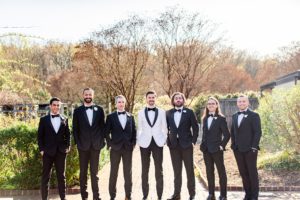 CharlottesvilleWeddingPhotographer-KingFamilyVineyardPhotography-ManaliPhotography-_0217